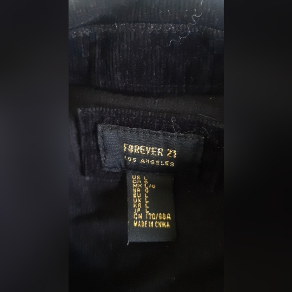 Vest - Picture 3 of 3